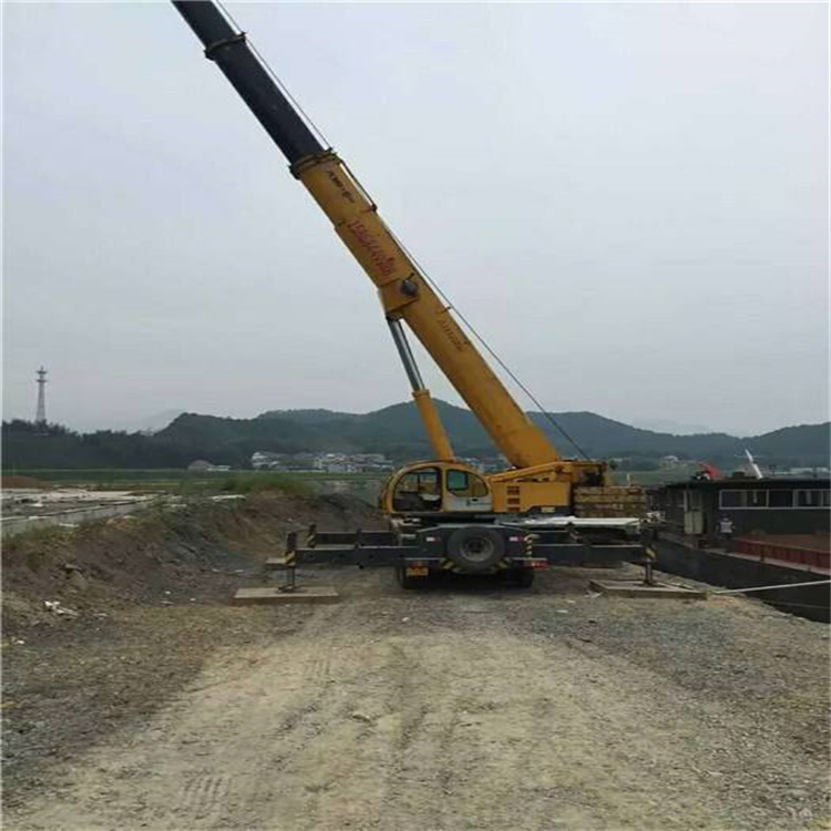 文登重型吊车租赁费用
